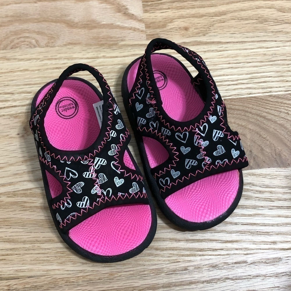 Wonder Nation Pink Black Sandals Sz 4